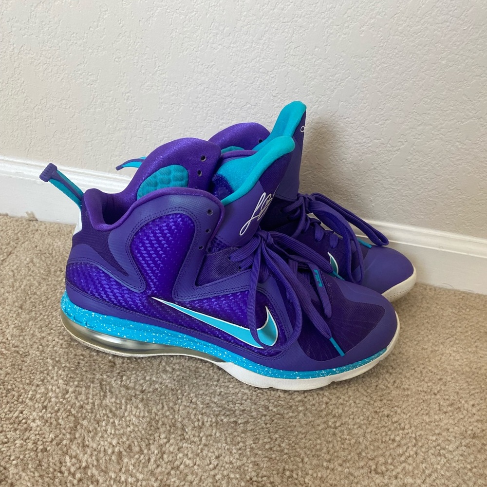 Nike LeBron 9 "Summit Lake Hornets"